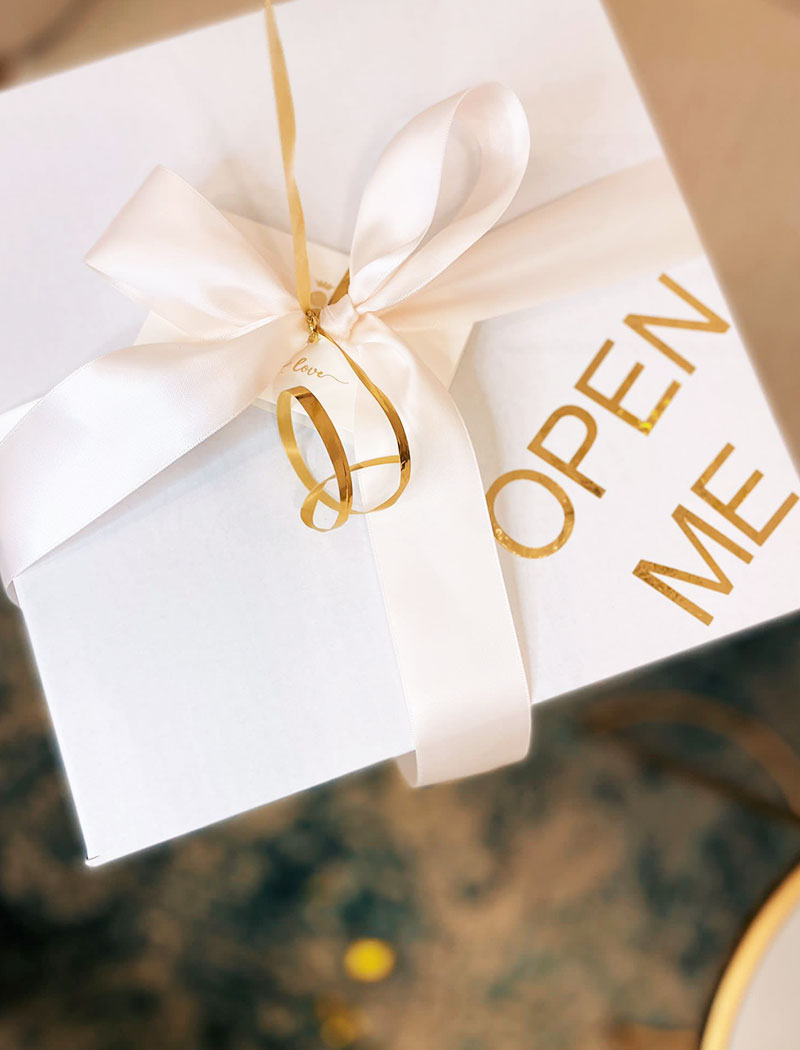 100_1_022_NTS-events_personalizirani-poklon-paket_SURPRISE-SMALL-GIN-BOX_2