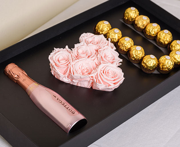 100_1_025_NTS-events_-poklon-paket_I-HEART-YOU-BOX_pink