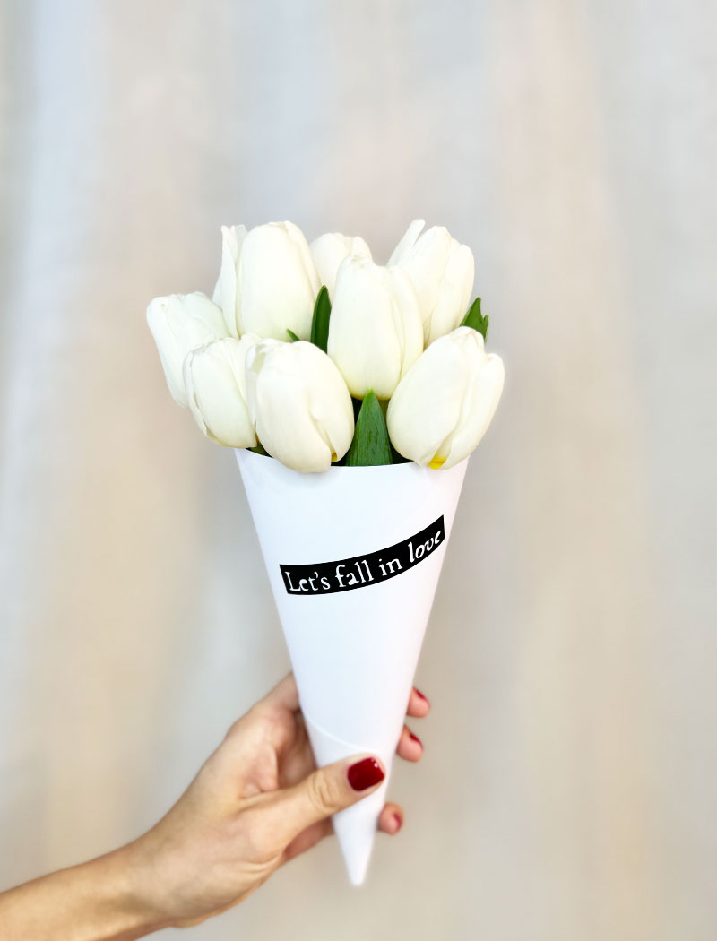 BOUQUET TULIPS CONE