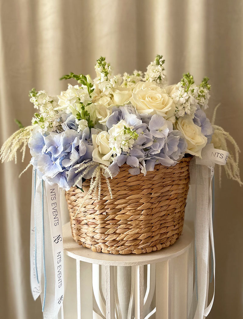 Flower basket "L'AMOUR"