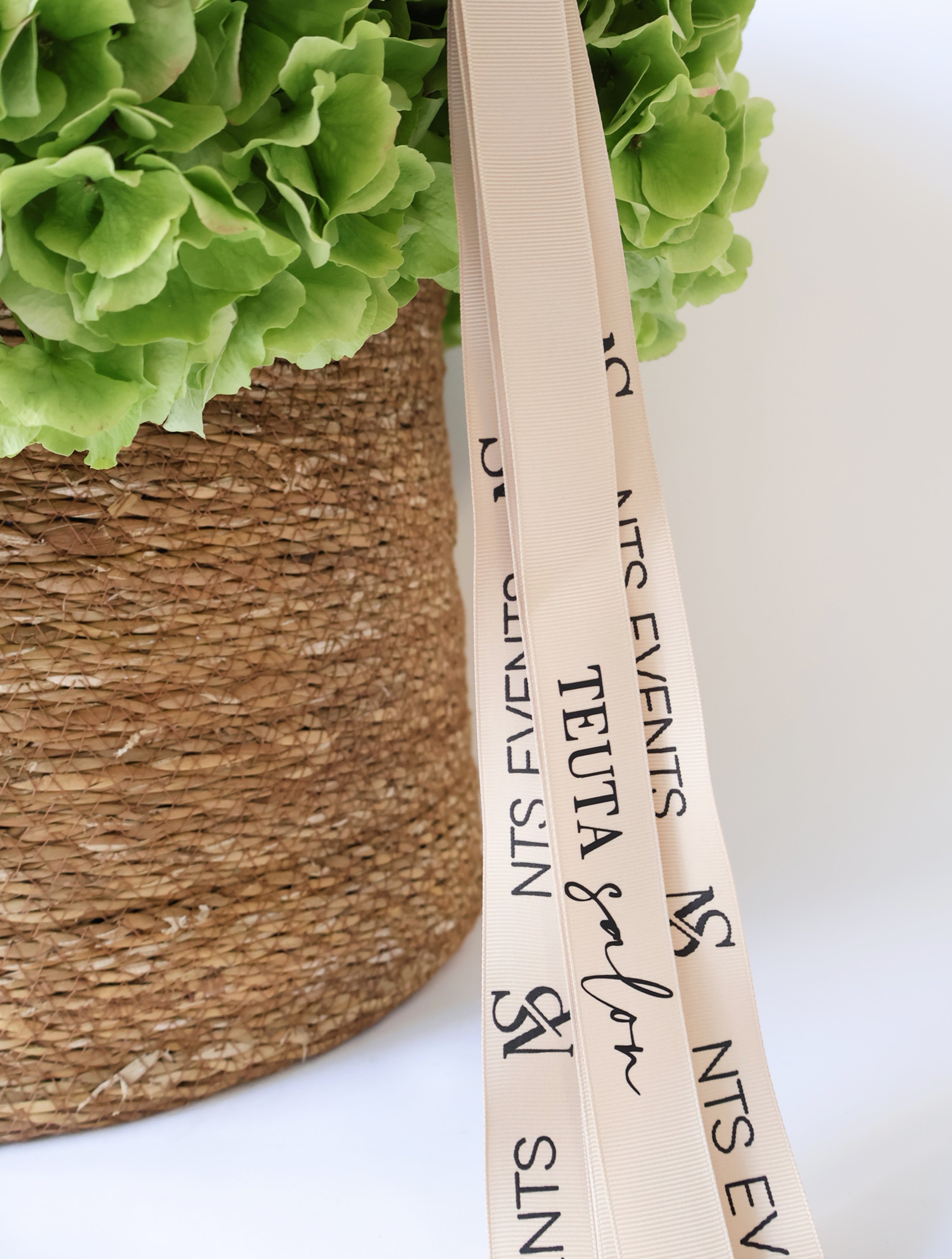 Flower basket "Hydrangea Bliss"